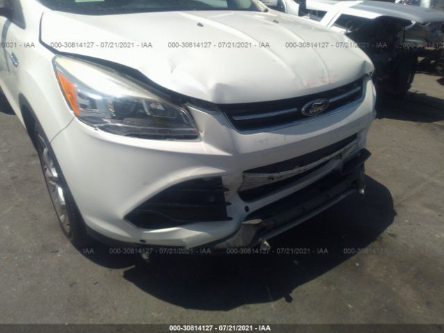 Photo 5 VIN: 1FMCU0J90GUA11836 - FORD ESCAPE 