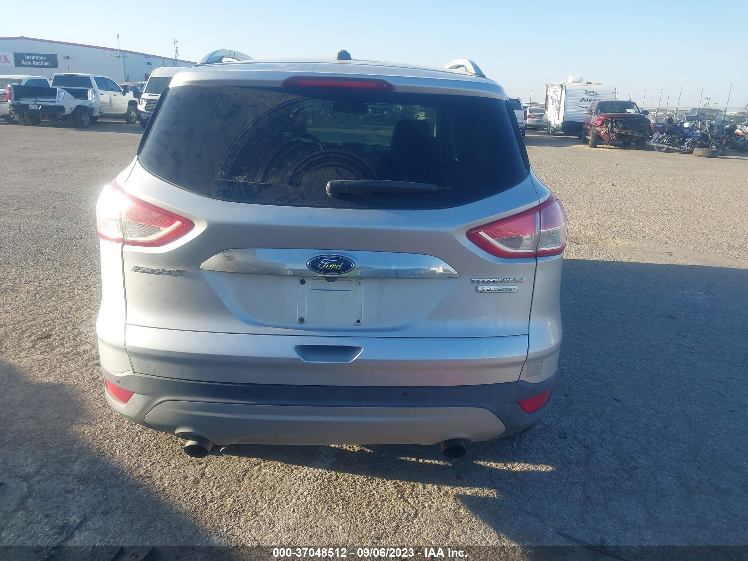 Photo 16 VIN: 1FMCU0J90GUA55643 - FORD ESCAPE 