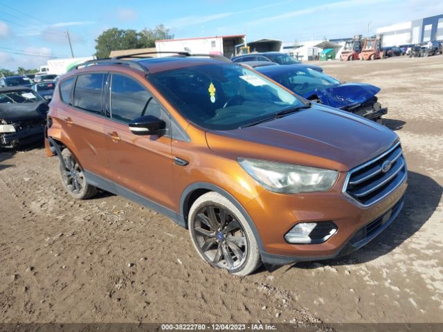 Photo 0 VIN: 1FMCU0J90HUA09926 - FORD ESCAPE 