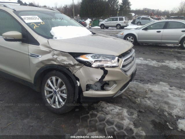 Photo 5 VIN: 1FMCU0J90HUC14274 - FORD ESCAPE 