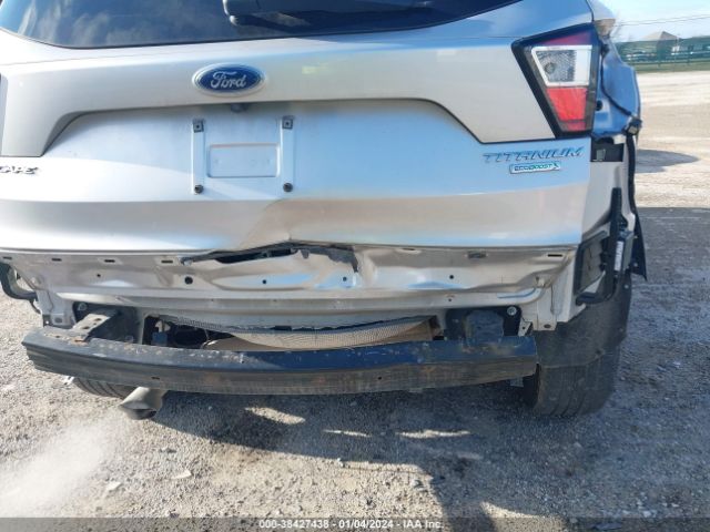 Photo 5 VIN: 1FMCU0J91HUD75006 - FORD ESCAPE 