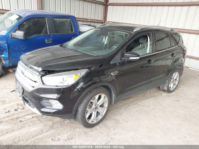 Photo 1 VIN: 1FMCU0J91JUD04281 - FORD ESCAPE 