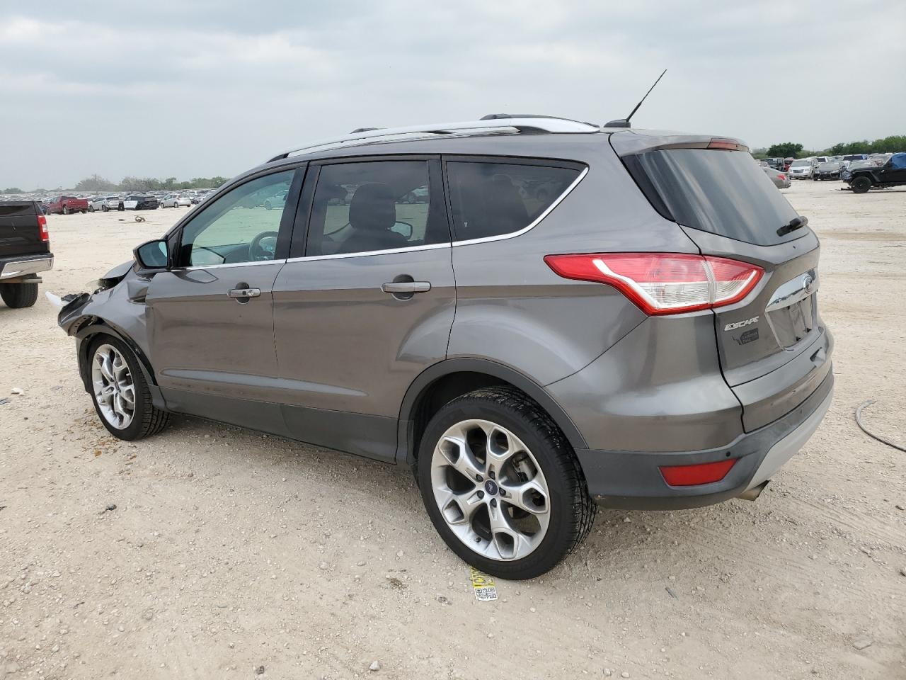 Photo 1 VIN: 1FMCU0J92EUA29347 - FORD ESCAPE 