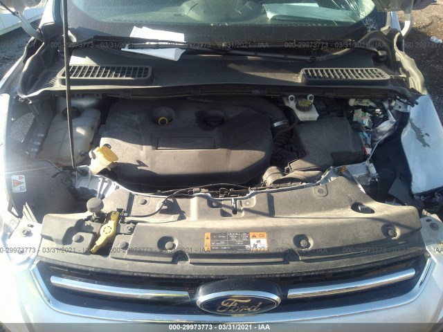 Photo 9 VIN: 1FMCU0J92FUA16289 - FORD ESCAPE 