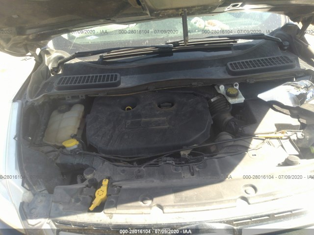 Photo 9 VIN: 1FMCU0J92FUB12438 - FORD ESCAPE 