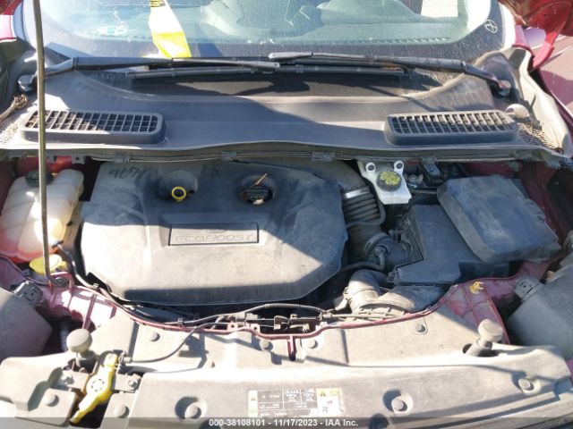 Photo 9 VIN: 1FMCU0J92FUB27473 - FORD ESCAPE 