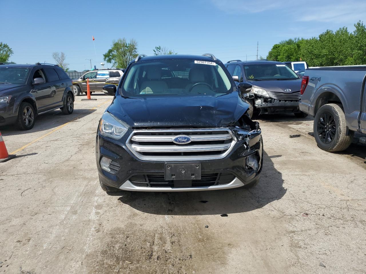 Photo 4 VIN: 1FMCU0J92HUB75719 - FORD ESCAPE 