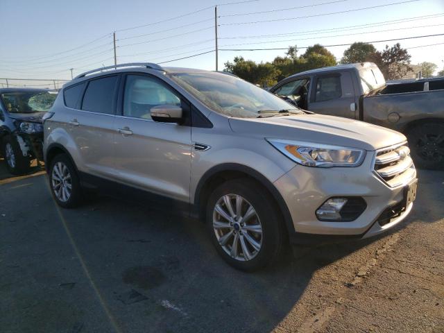 Photo 3 VIN: 1FMCU0J92HUB76871 - FORD ESCAPE 