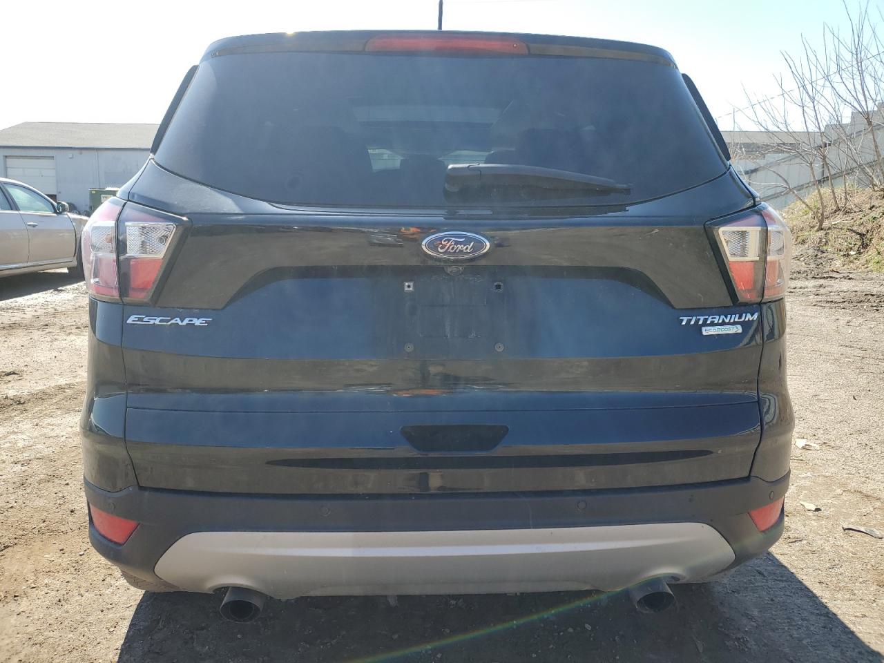 Photo 5 VIN: 1FMCU0J92HUE22804 - FORD ESCAPE 