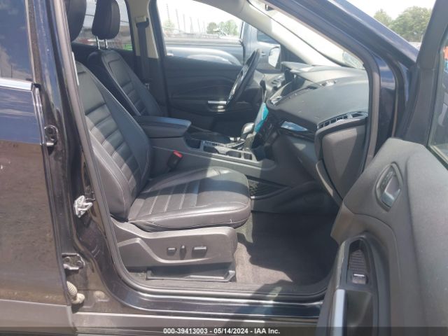 Photo 4 VIN: 1FMCU0J92KUB51945 - FORD ESCAPE 