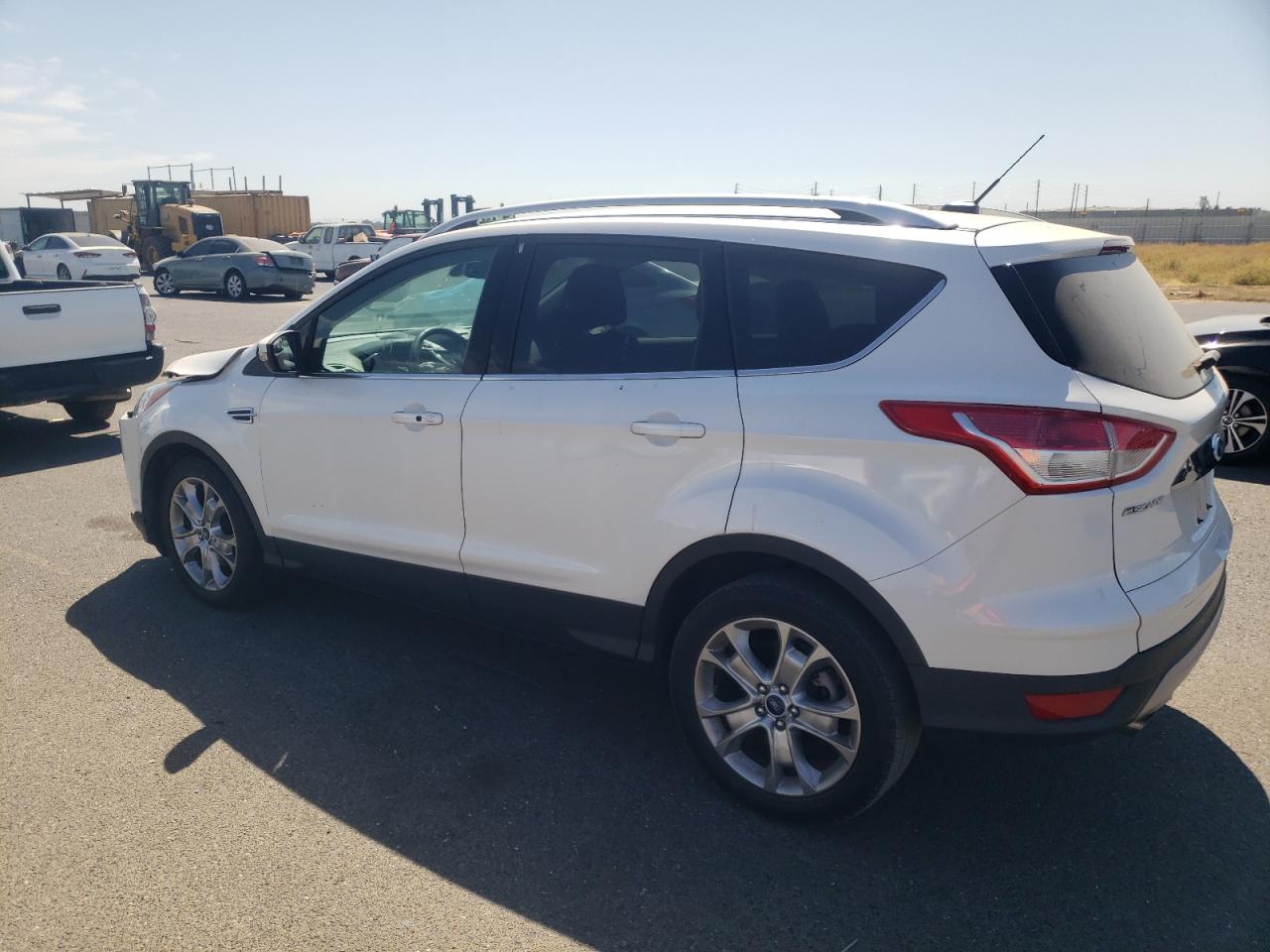 Photo 1 VIN: 1FMCU0J93EUE57556 - FORD ESCAPE 