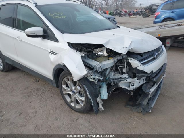 Photo 5 VIN: 1FMCU0J93FUA78266 - FORD ESCAPE 