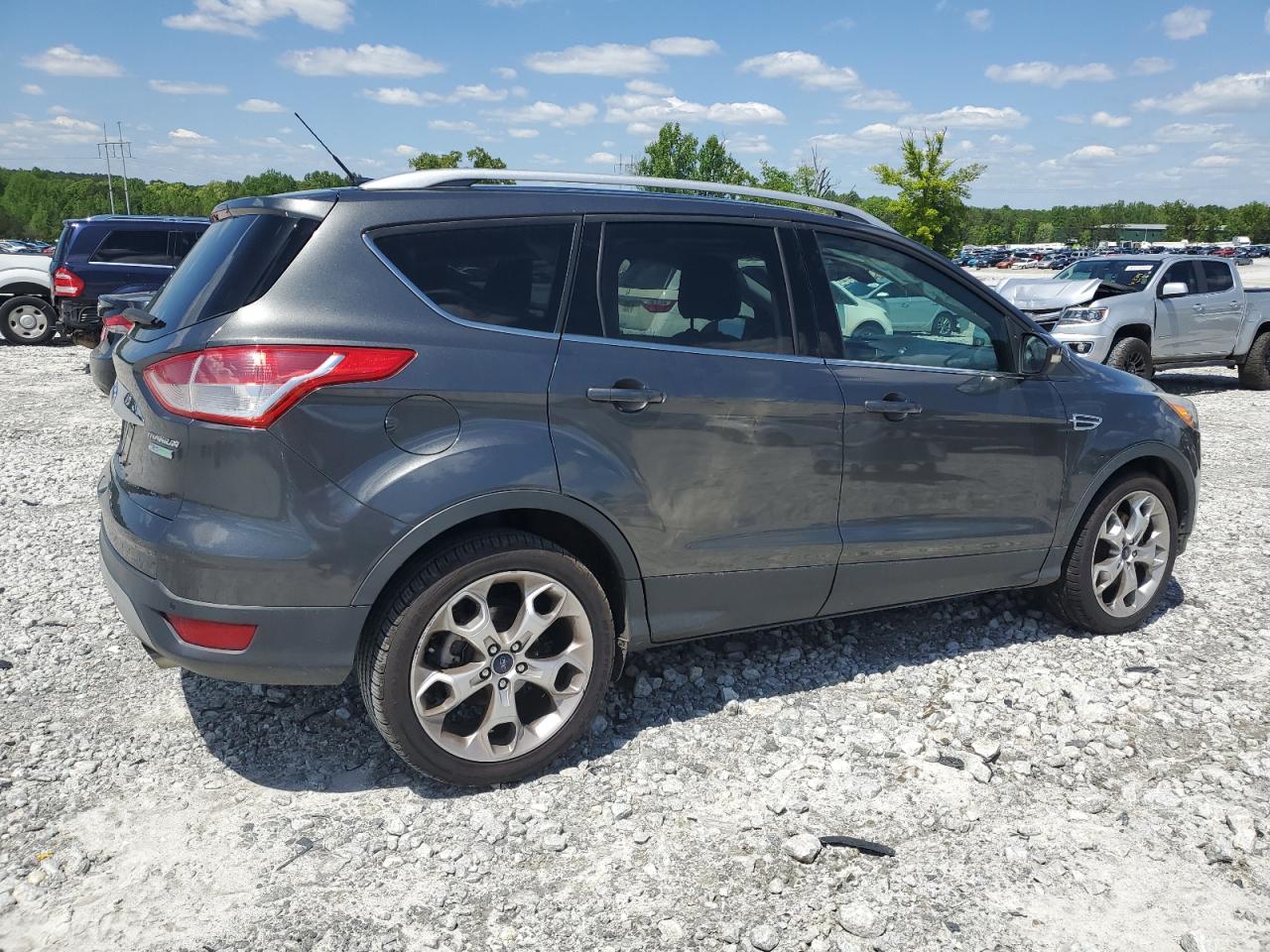 Photo 2 VIN: 1FMCU0J93FUB77833 - FORD ESCAPE 