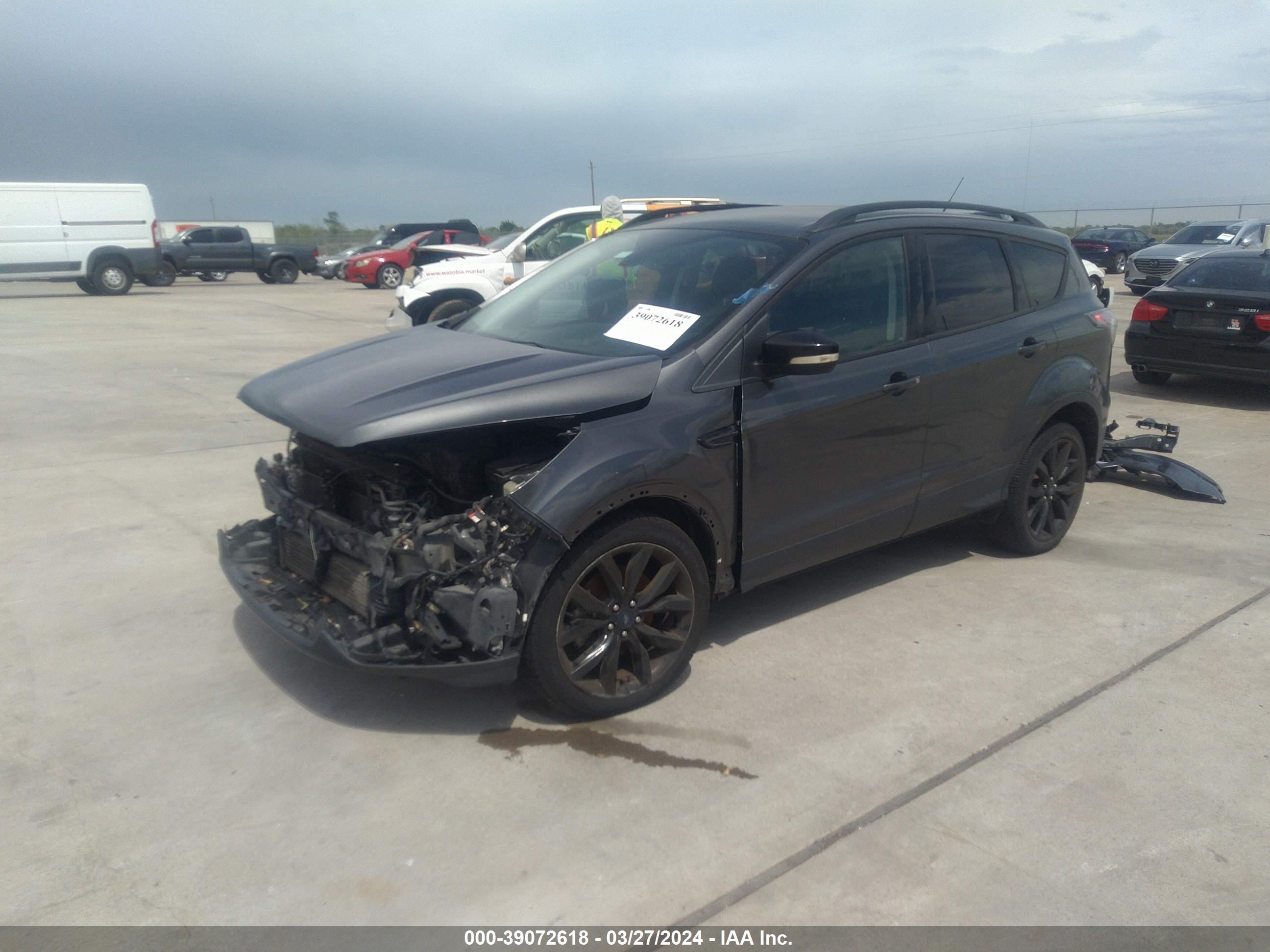 Photo 1 VIN: 1FMCU0J94HUA13400 - FORD ESCAPE 