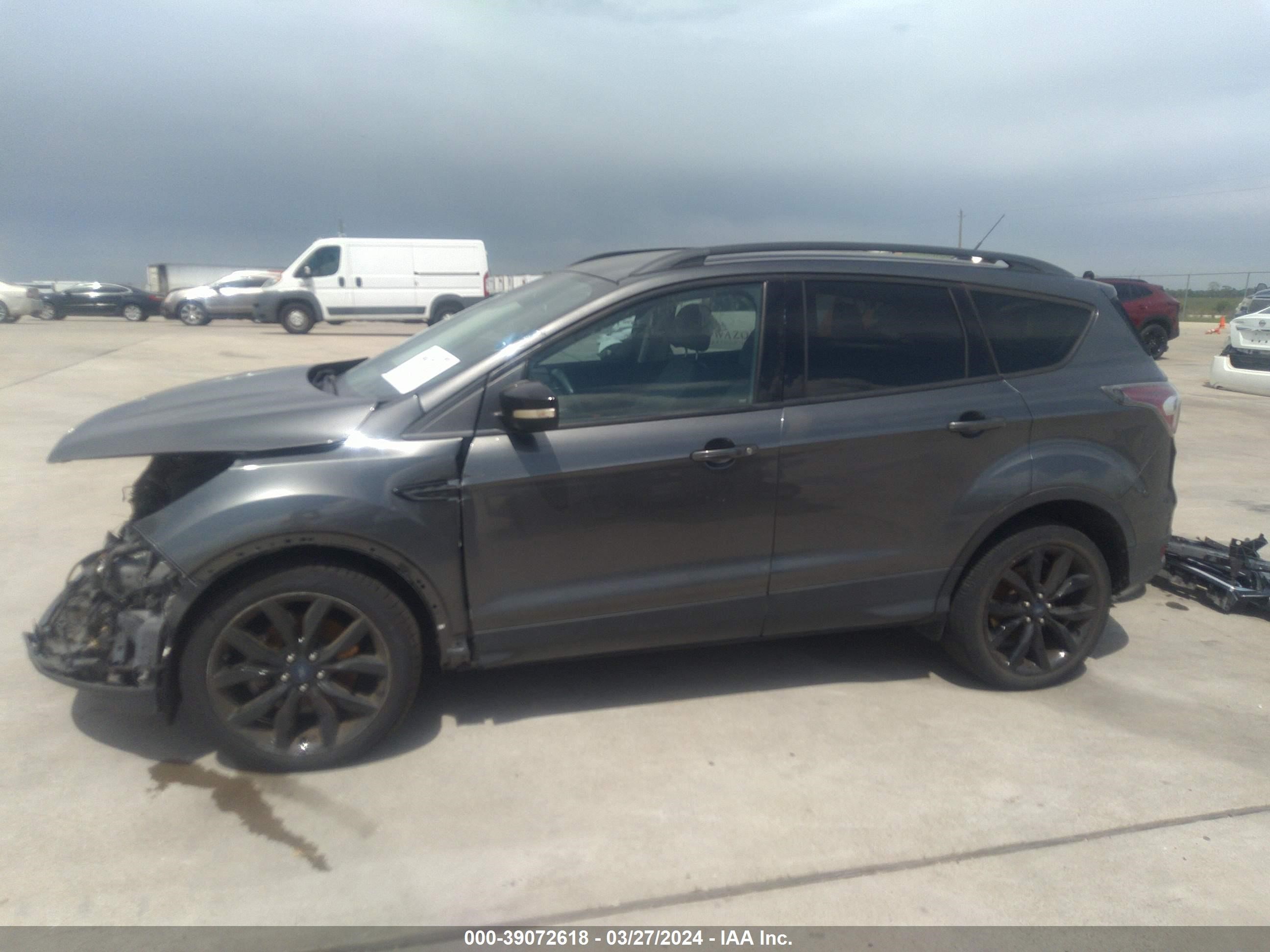 Photo 13 VIN: 1FMCU0J94HUA13400 - FORD ESCAPE 