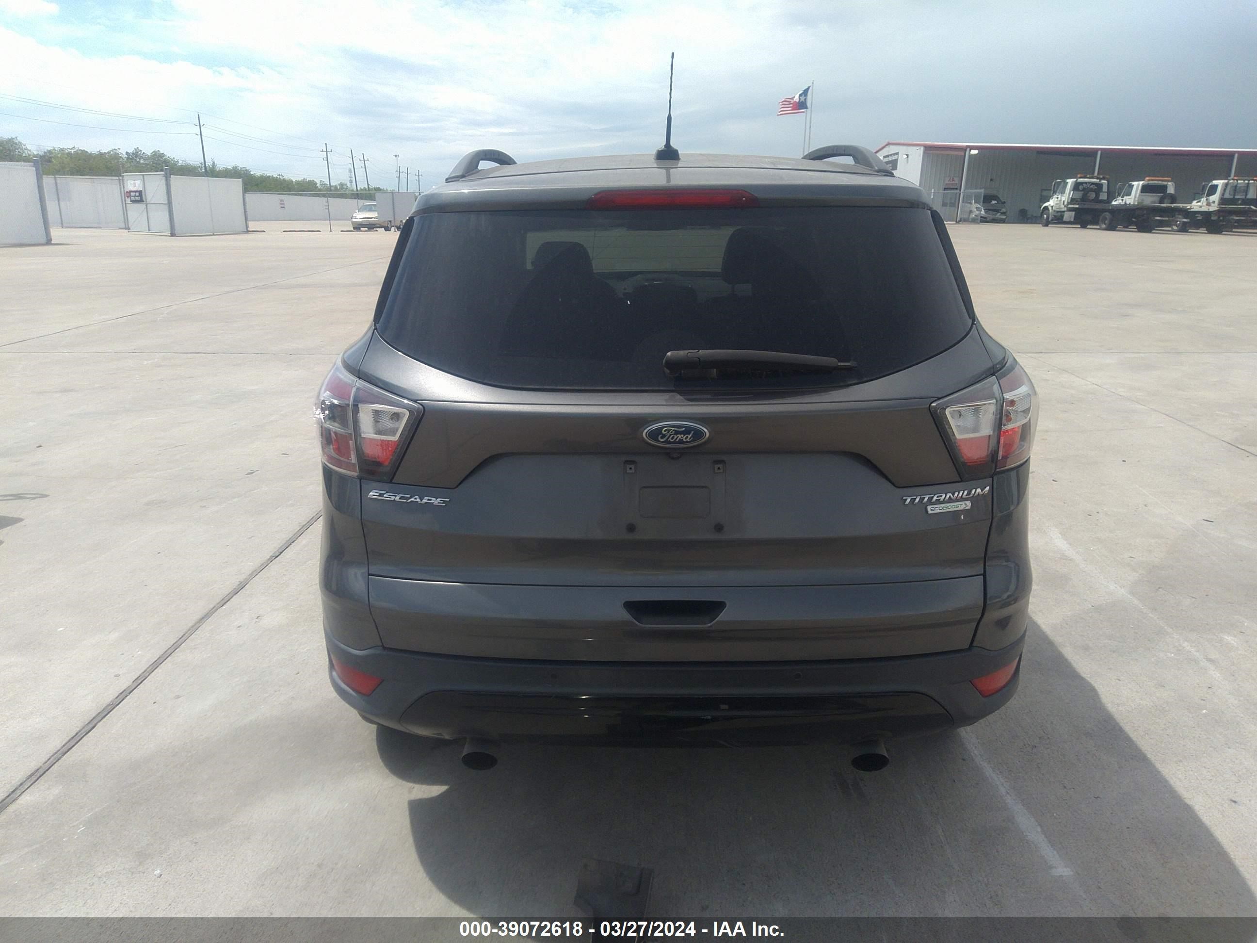 Photo 15 VIN: 1FMCU0J94HUA13400 - FORD ESCAPE 