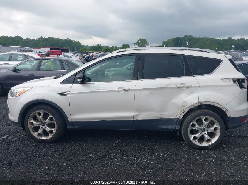 Photo 13 VIN: 1FMCU0J95DUB60917 - FORD ESCAPE 