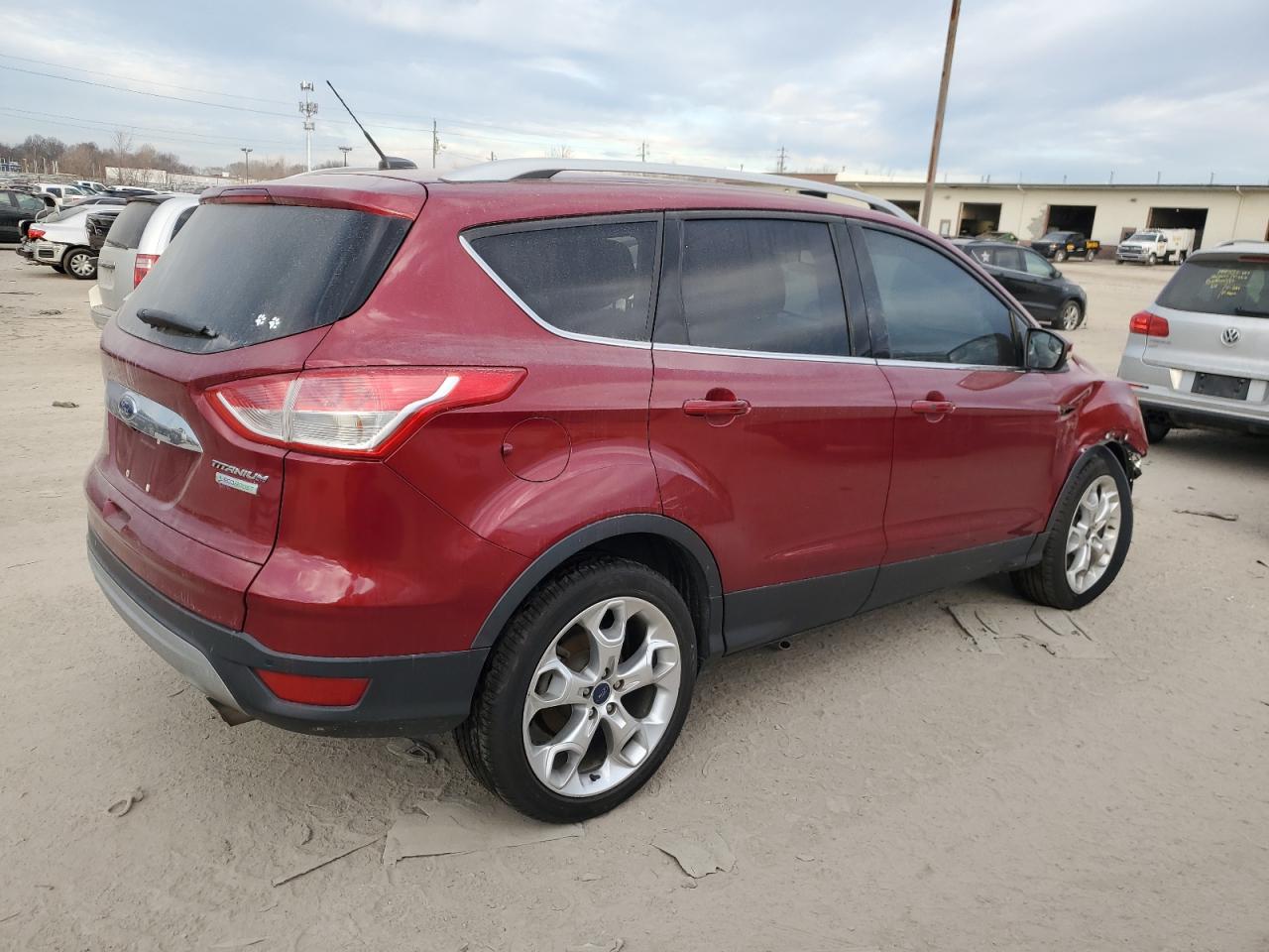 Photo 2 VIN: 1FMCU0J95FUC10542 - FORD ESCAPE 