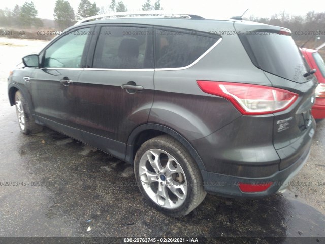 Photo 2 VIN: 1FMCU0J95GUC05407 - FORD ESCAPE 