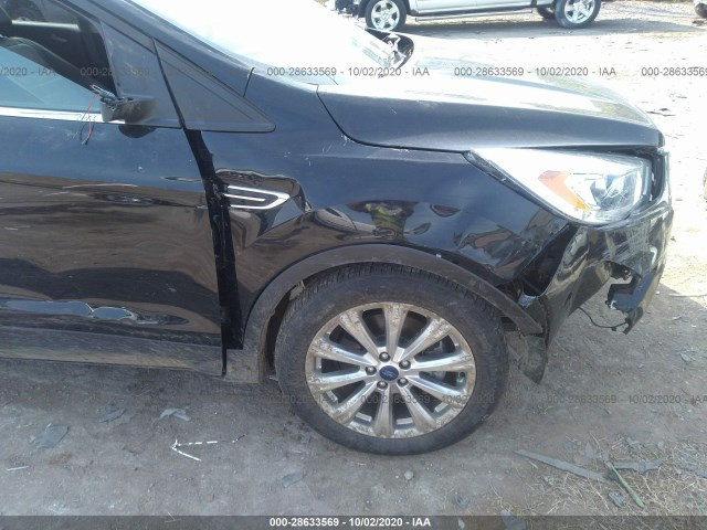 Photo 5 VIN: 1FMCU0J95HUF07149 - FORD ESCAPE 