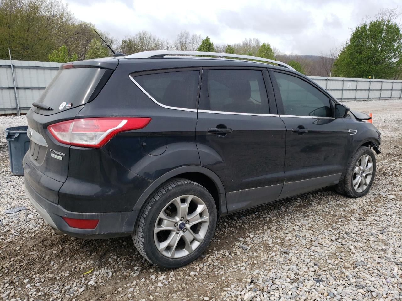 Photo 2 VIN: 1FMCU0J96EUB96715 - FORD ESCAPE 