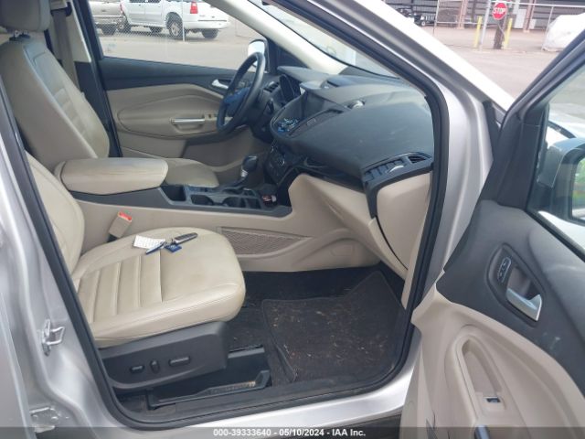 Photo 4 VIN: 1FMCU0J96HUD95767 - FORD ESCAPE 