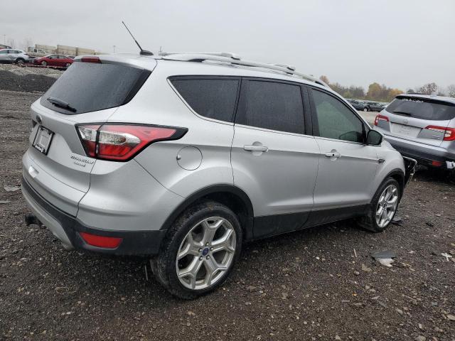 Photo 2 VIN: 1FMCU0J96HUE86151 - FORD ESCAPE 