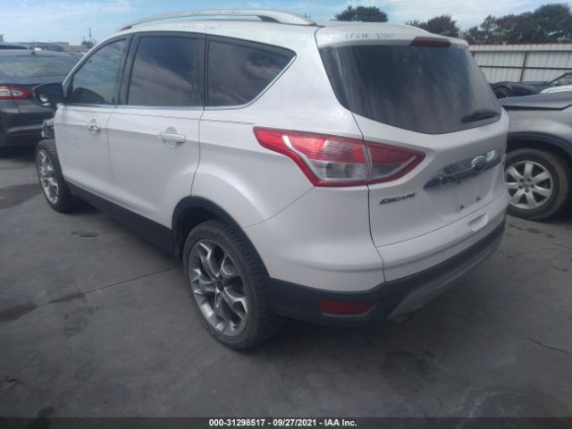 Photo 2 VIN: 1FMCU0J97GUC10463 - FORD ESCAPE 