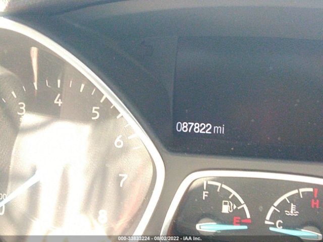 Photo 6 VIN: 1FMCU0J97HUD56895 - FORD ESCAPE 