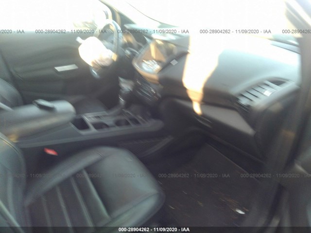 Photo 4 VIN: 1FMCU0J97HUD57755 - FORD ESCAPE 