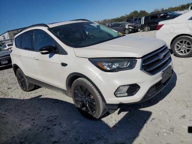 Photo 3 VIN: 1FMCU0J97HUD76466 - FORD ESCAPE TIT 