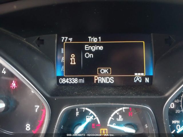 Photo 6 VIN: 1FMCU0J97HUD77018 - FORD ESCAPE 