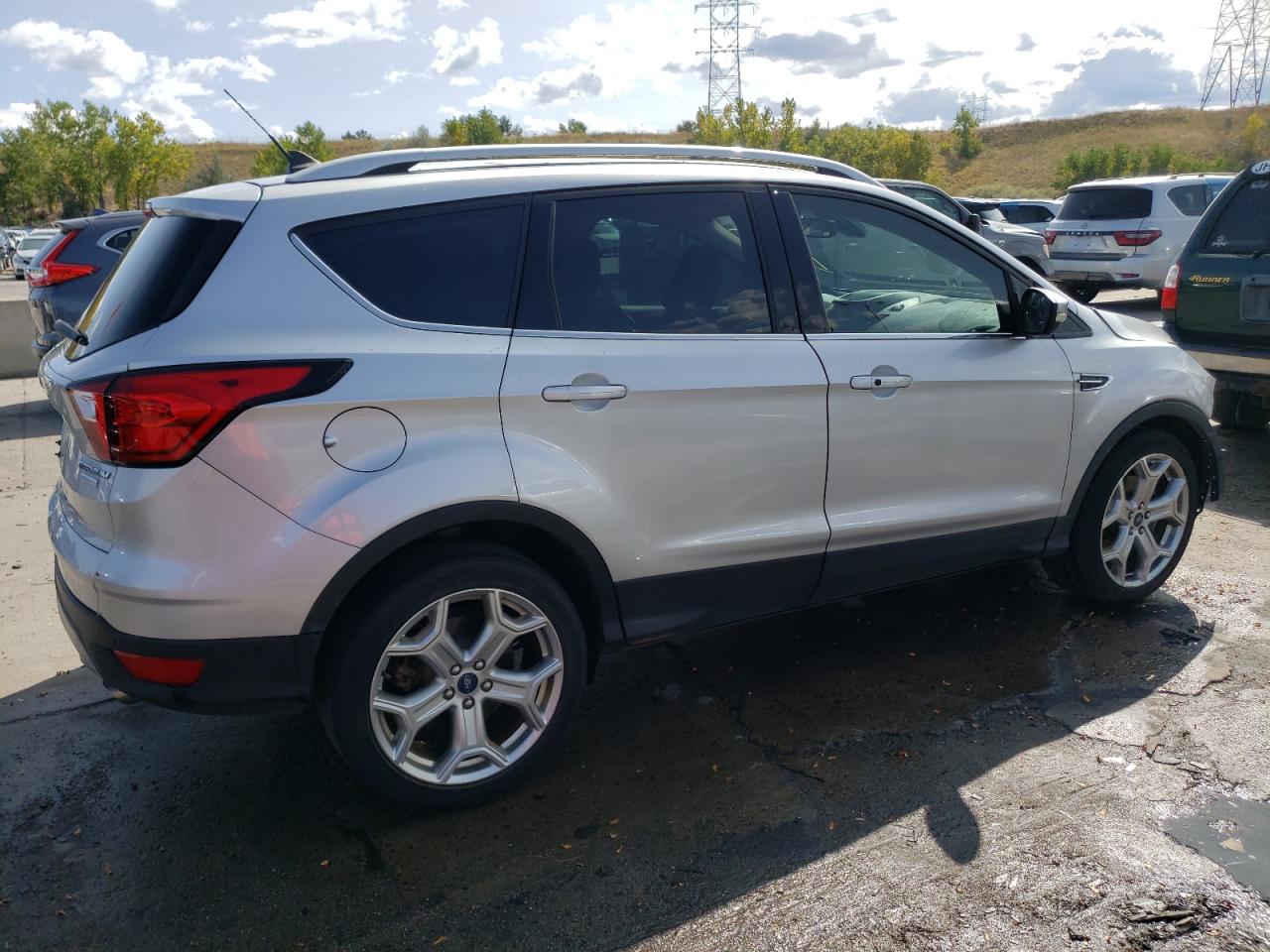 Photo 2 VIN: 1FMCU0J97KUA79236 - FORD ESCAPE 