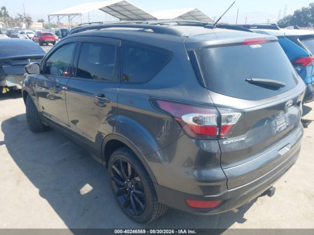 Photo 2 VIN: 1FMCU0J98HUD42195 - FORD ESCAPE 