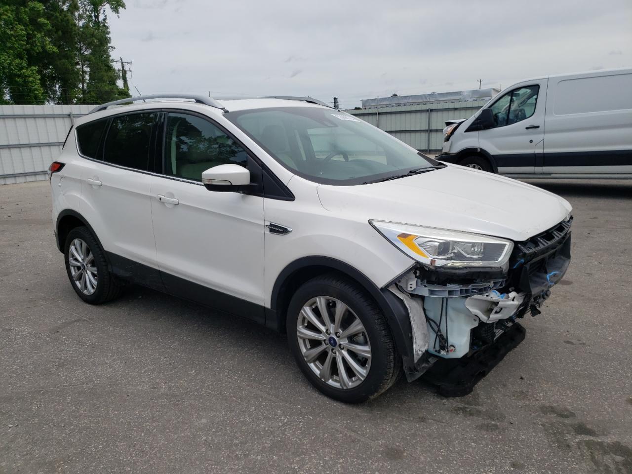 Photo 3 VIN: 1FMCU0J98HUD86410 - FORD ESCAPE 