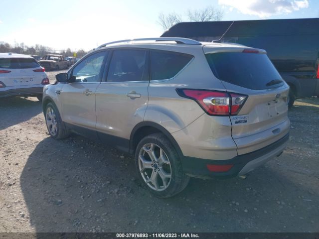 Photo 2 VIN: 1FMCU0J98HUE26033 - FORD ESCAPE 