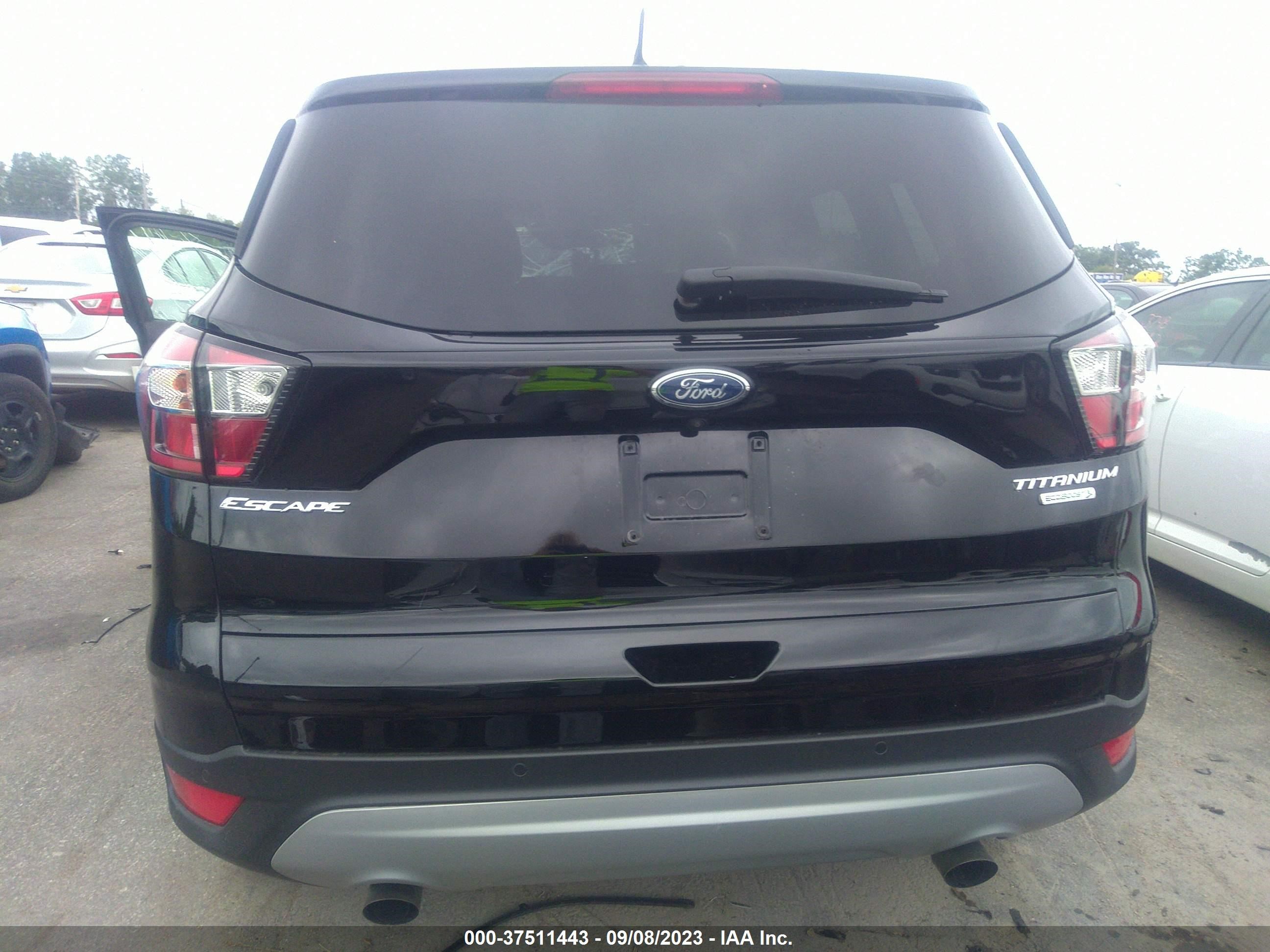 Photo 15 VIN: 1FMCU0J98JUB69302 - FORD ESCAPE 