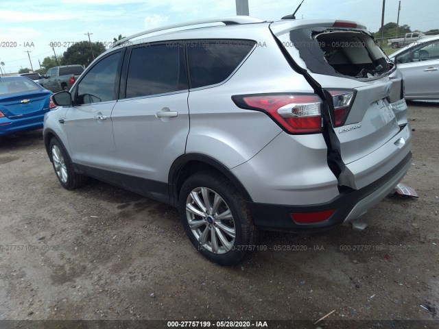 Photo 2 VIN: 1FMCU0J99HUE93966 - FORD ESCAPE 