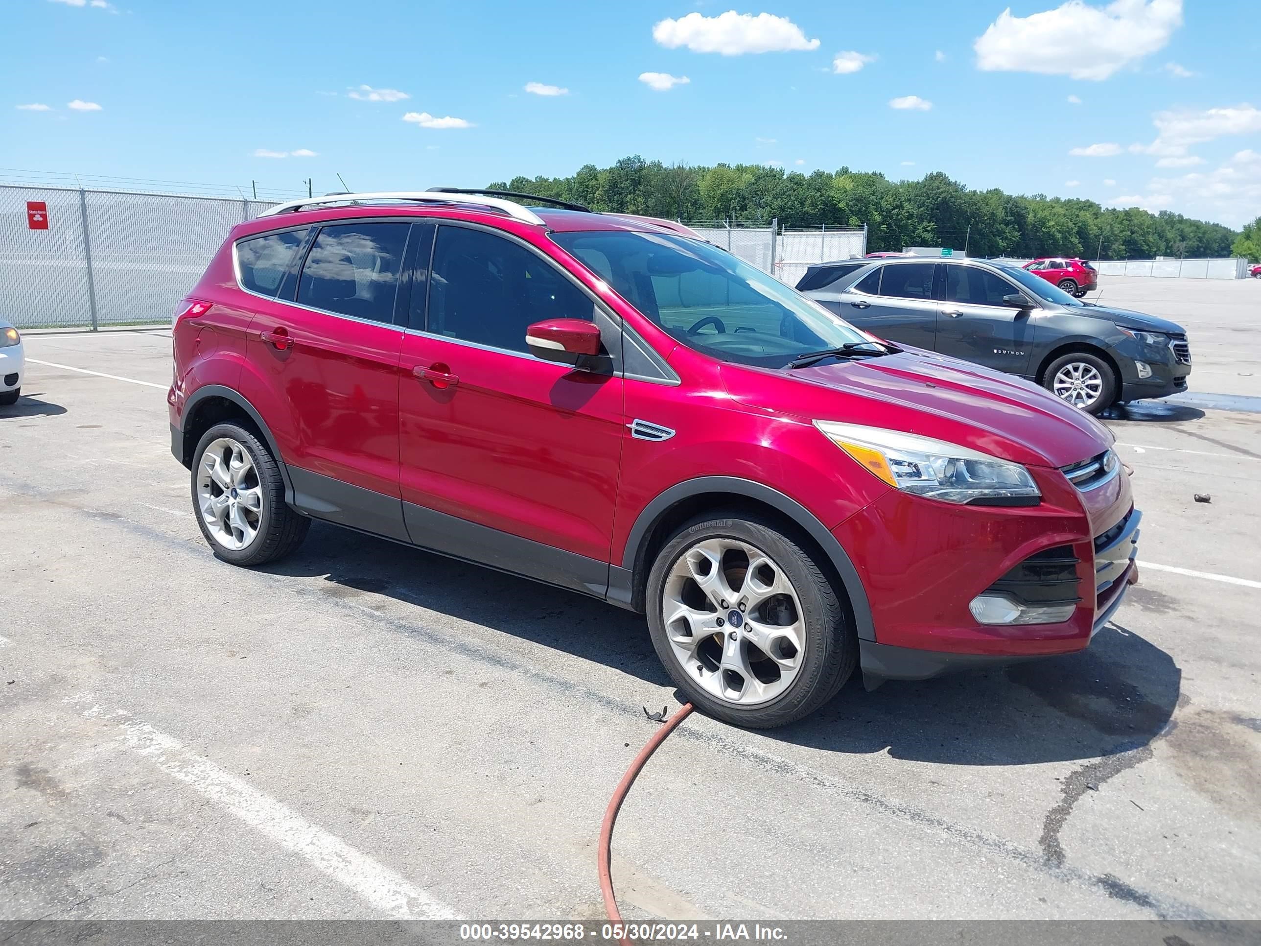 Photo 0 VIN: 1FMCU0J9XDUB62288 - FORD ESCAPE 