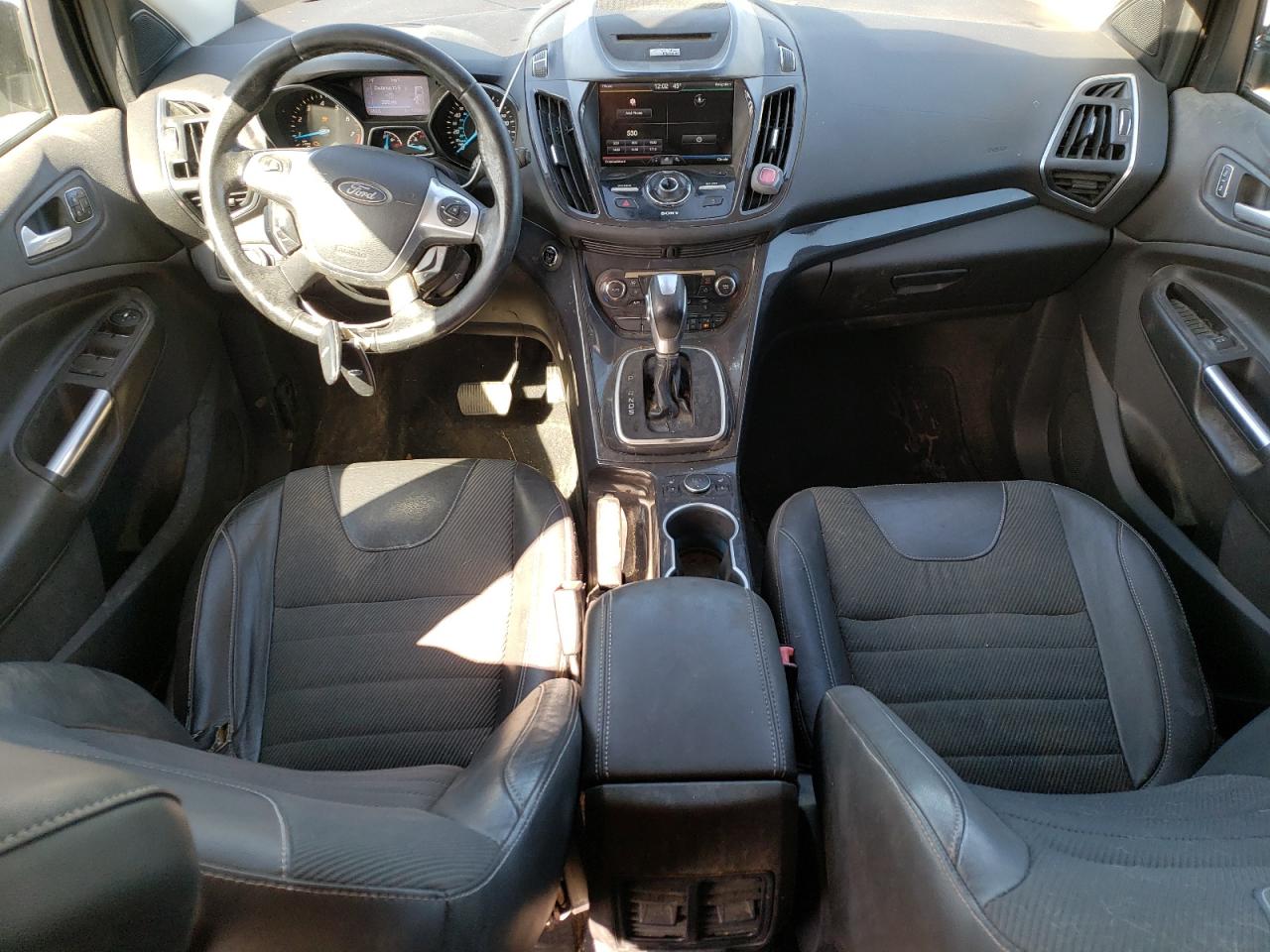 Photo 8 VIN: 1FMCU0J9XDUC20206 - FORD ESCAPE 