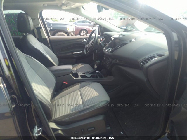 Photo 4 VIN: 1FMCU0J9XHUB21360 - FORD ESCAPE 