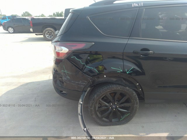 Photo 5 VIN: 1FMCU0J9XHUB21360 - FORD ESCAPE 