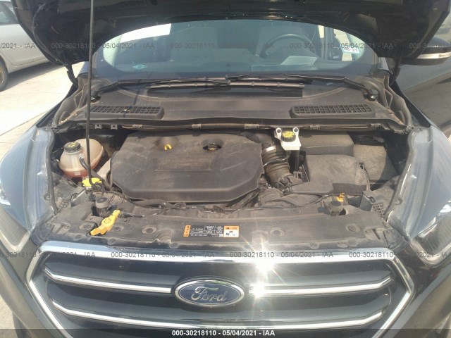 Photo 9 VIN: 1FMCU0J9XHUB21360 - FORD ESCAPE 