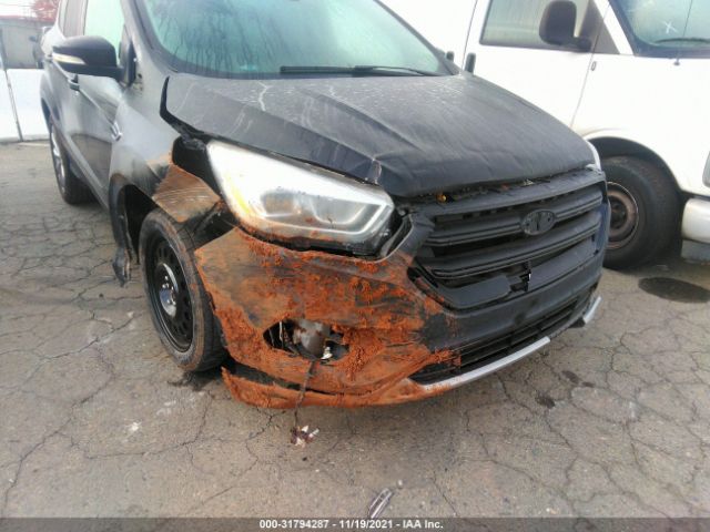 Photo 5 VIN: 1FMCU0J9XHUC35066 - FORD ESCAPE 