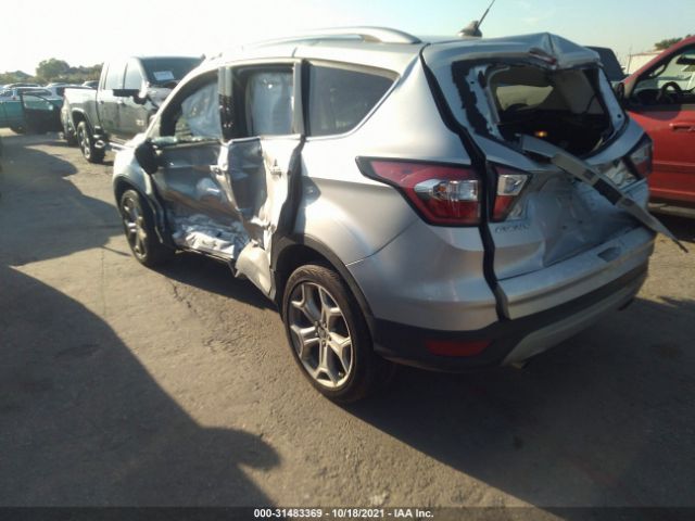 Photo 2 VIN: 1FMCU0J9XJUC86234 - FORD ESCAPE 