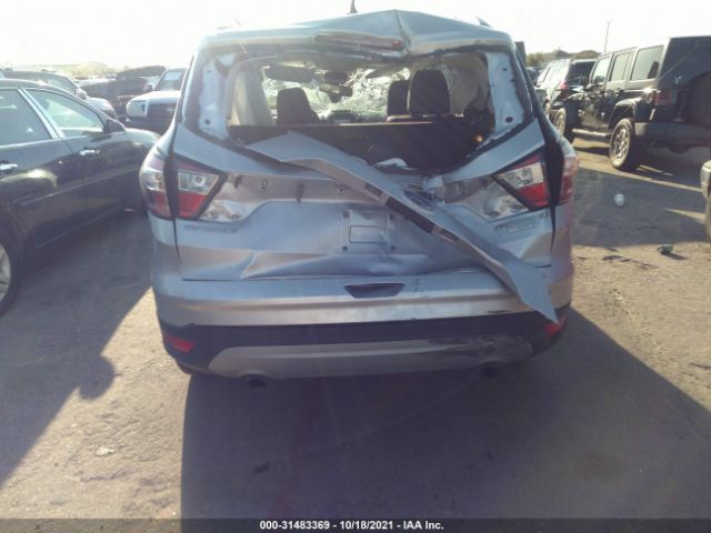 Photo 5 VIN: 1FMCU0J9XJUC86234 - FORD ESCAPE 