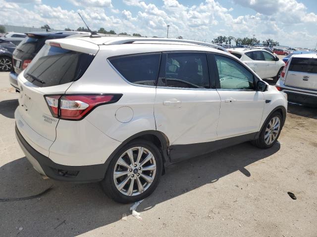 Photo 2 VIN: 1FMCU0J9XJUD13786 - FORD ESCAPE 