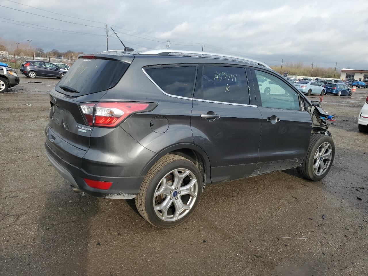 Photo 2 VIN: 1FMCU0JD1HUA59741 - FORD ESCAPE 