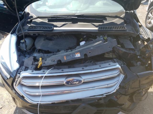 Photo 6 VIN: 1FMCU0JD1HUC32027 - FORD ESCAPE TIT 