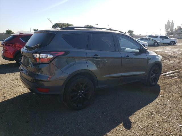 Photo 2 VIN: 1FMCU0JD1HUC34974 - FORD ESCAPE 